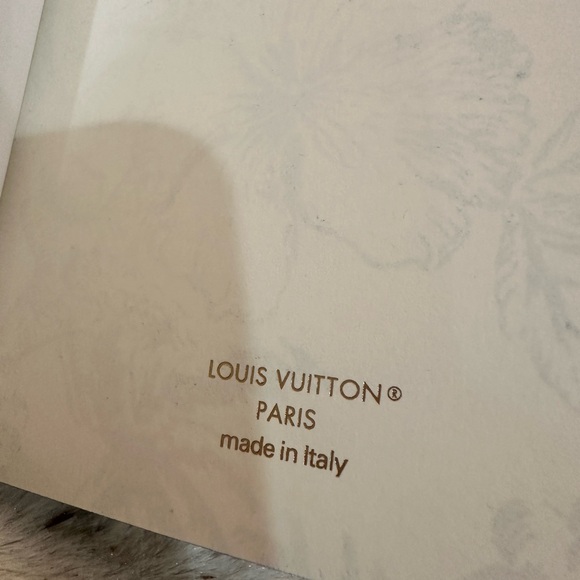 🍾SALE🍾 New Limited Edition Louis Vuitton By the Pool Jane Notebook MM blue - Picture 11 of 11